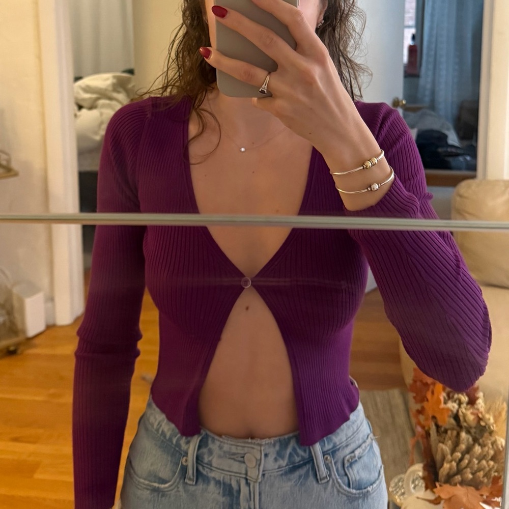 Purple Ribbed V-Neck Women's Top